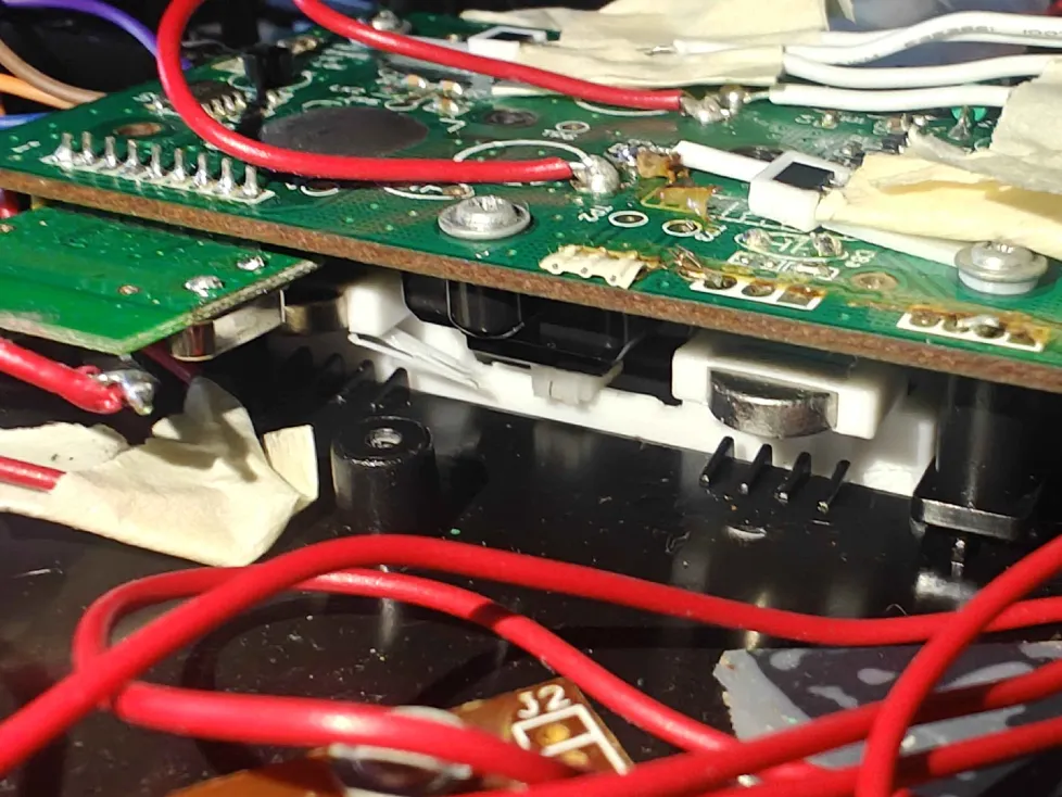 Photo of the magnetic strummer
